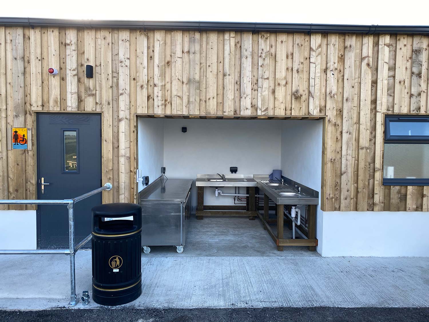 Explore Anchor Barrow Anchor Barrow